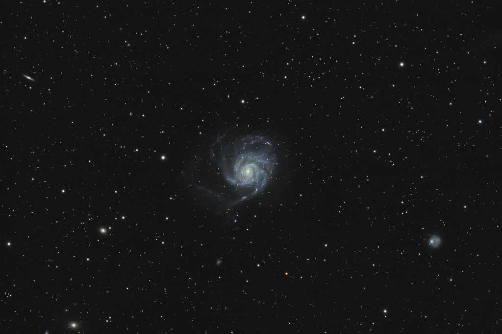 M101, a spiral galaxy in Canes Venatici. Taken with a Takahashi TOA-150 telescope and an FLI ML11002-C camera.